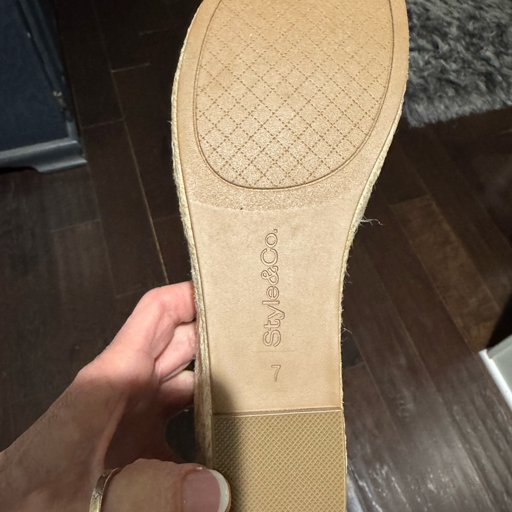 Thea Women's Tan Wedge Sandals size 7 NEW - Picture 4 of 9